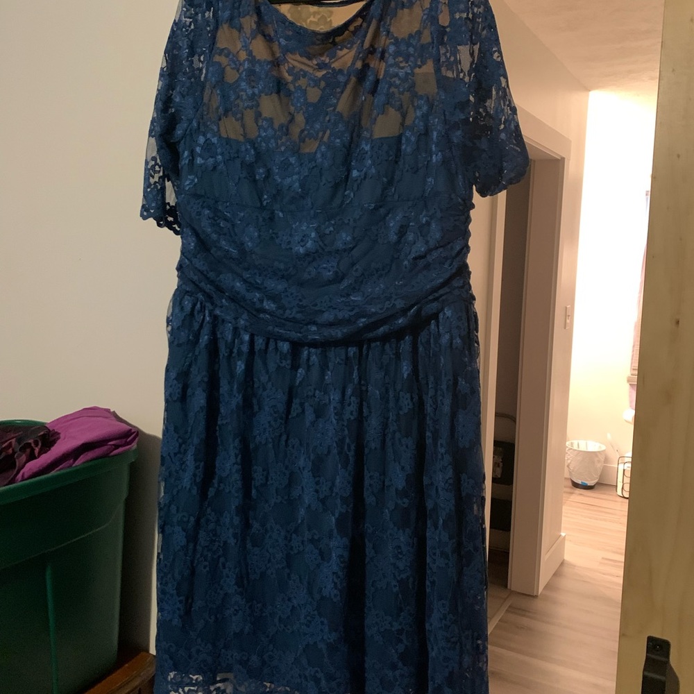 Kiyonna teal stretch lace dress 3X